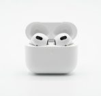 Premium Wireless Earbuds RRW04 Lightning Charging Case